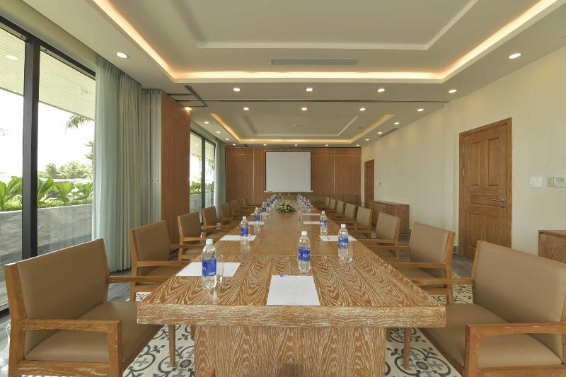 هتل Cocoland River Beach Resort & Spa