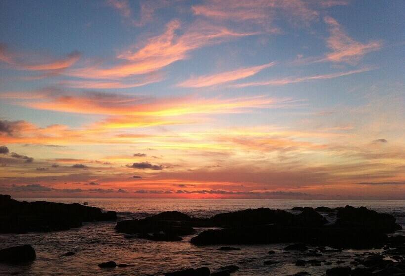 فندق Costa Paraiso