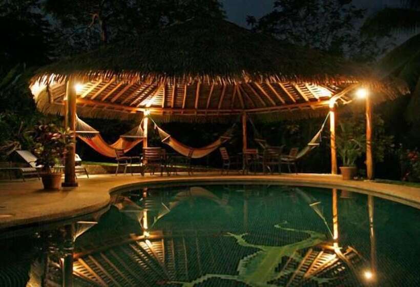 فندق Costa Paraiso