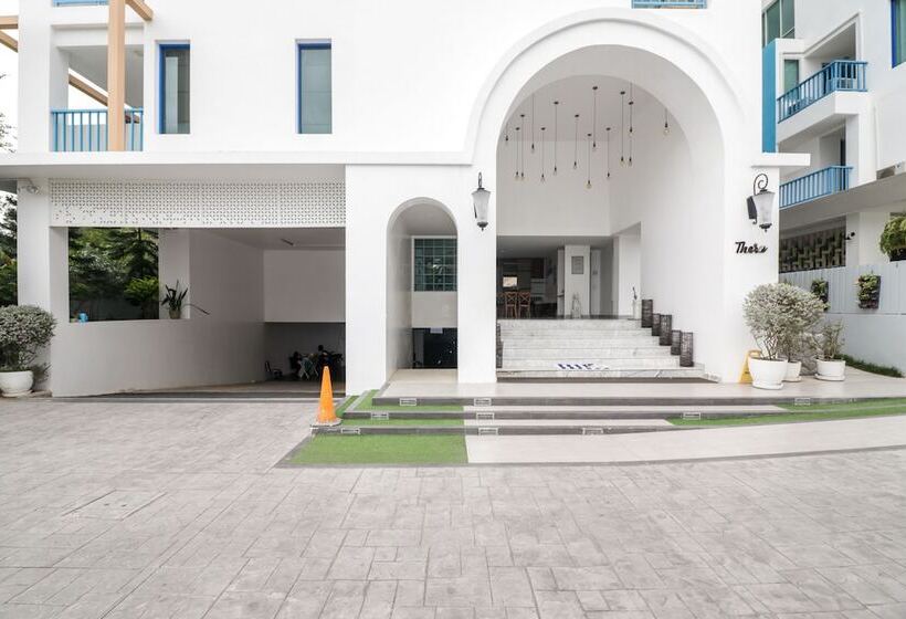 ホテル Costa Village Jacuzzi Bangsaray