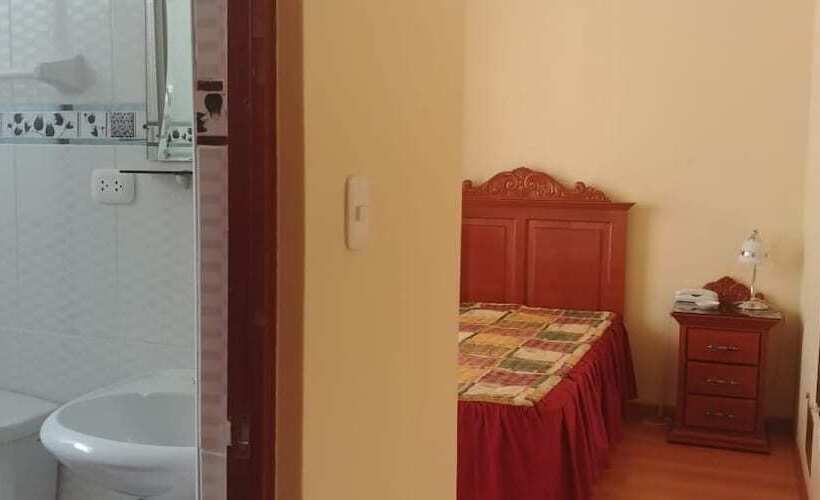 ホテル Dos Reynas