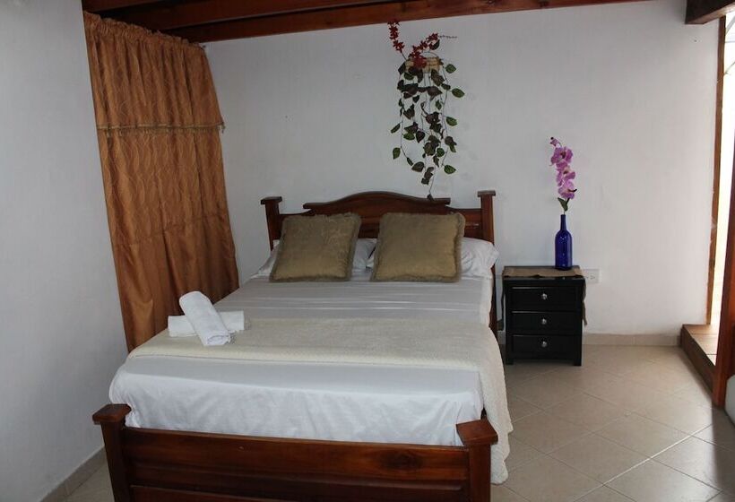 Отель Europa Ecotours