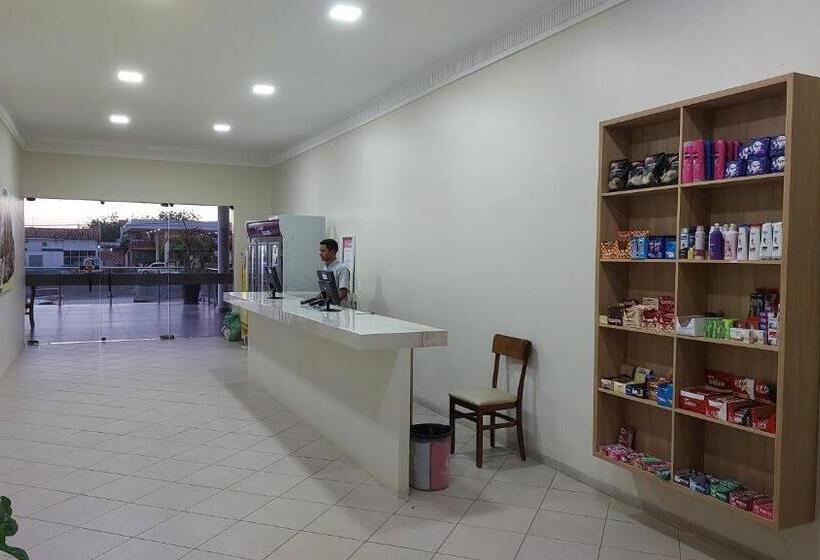 בית מלון כפרי Gurgueia Palace