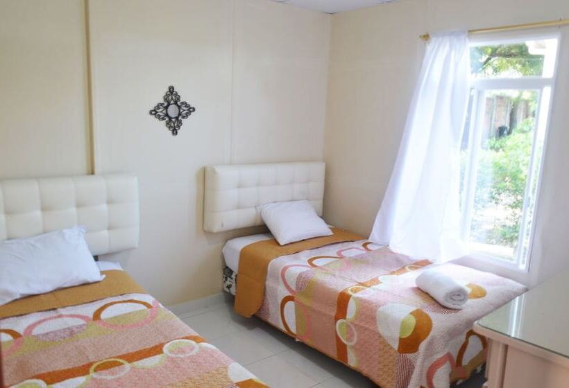 هتل Hostería Casa Grande Pedernales