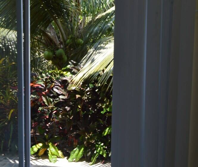 هتل Hostería Casa Grande Pedernales