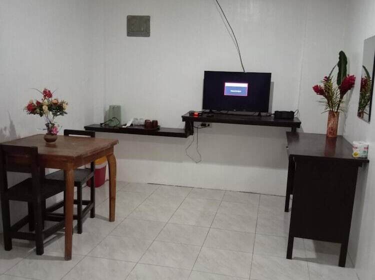 בית מלון כפרי Jupiter S Garden Resort