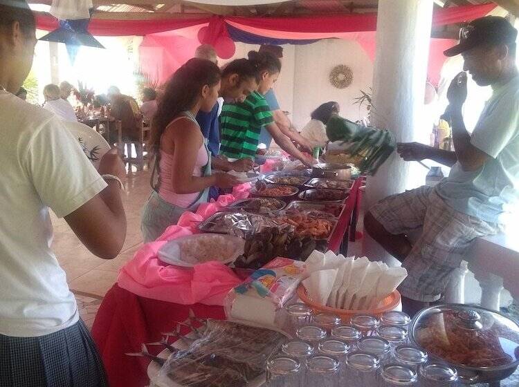 בית מלון כפרי Jupiter S Garden Resort