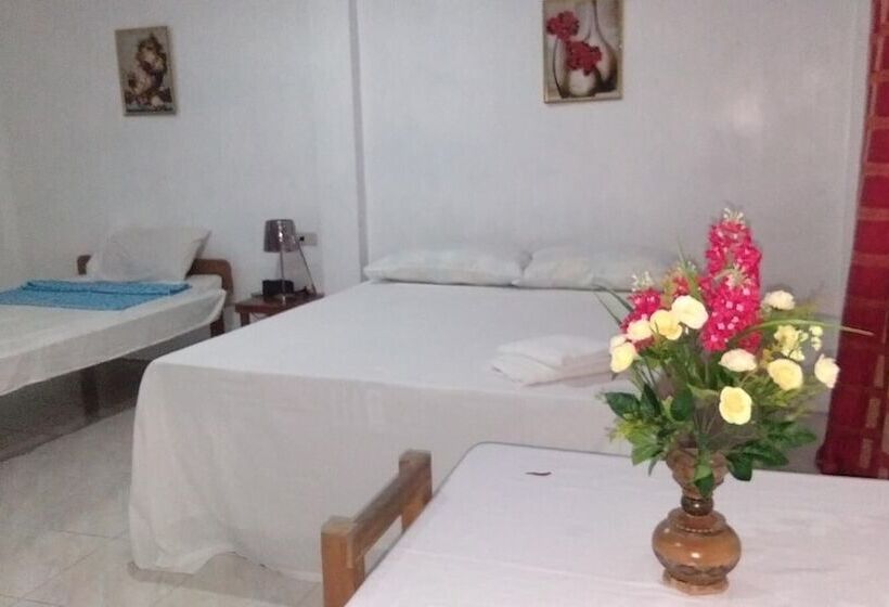 בית מלון כפרי Jupiter S Garden Resort