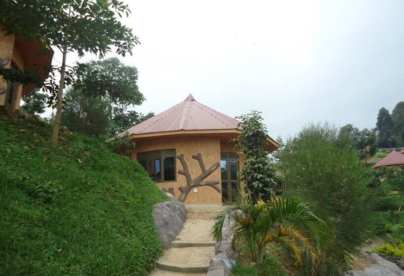 هتل Kigezi Forest Cottages
