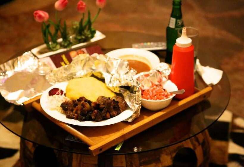 هتل Kigezi Forest Cottages