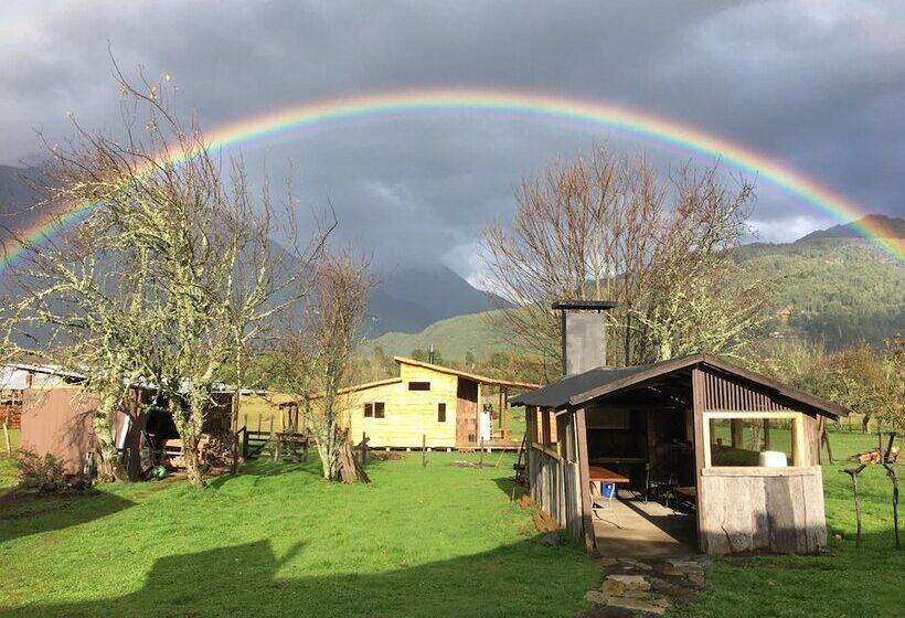 בית מלון כפרי La Casona Puelo Lodge