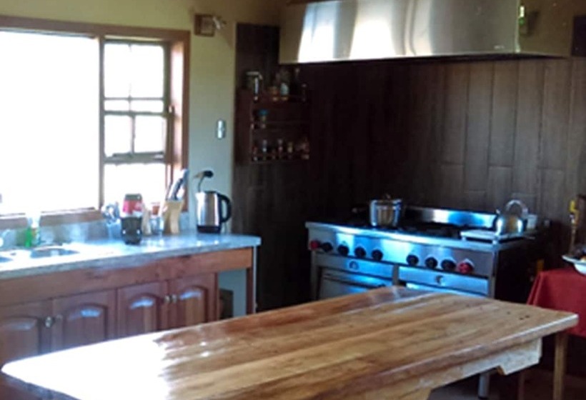 בית מלון כפרי La Casona Puelo Lodge