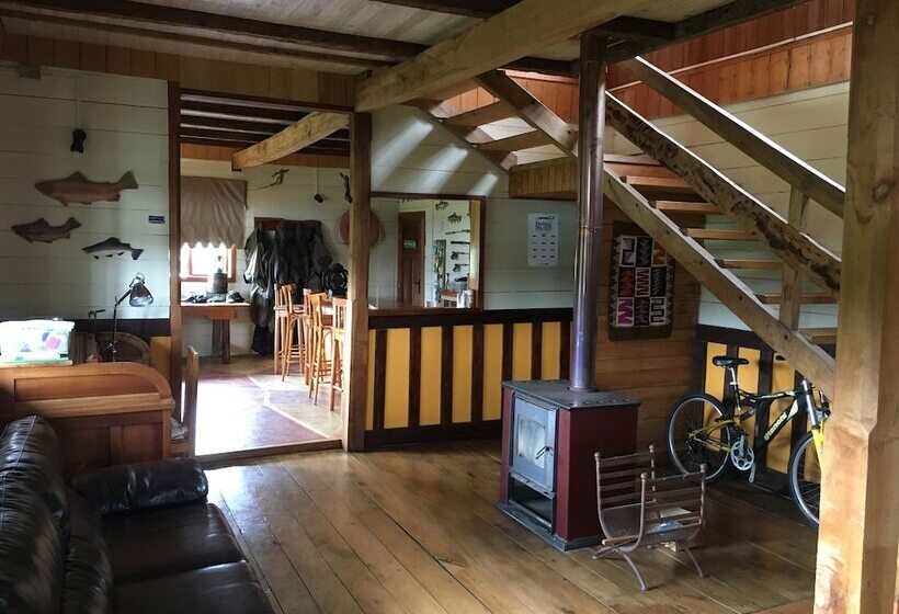 בית מלון כפרי La Casona Puelo Lodge