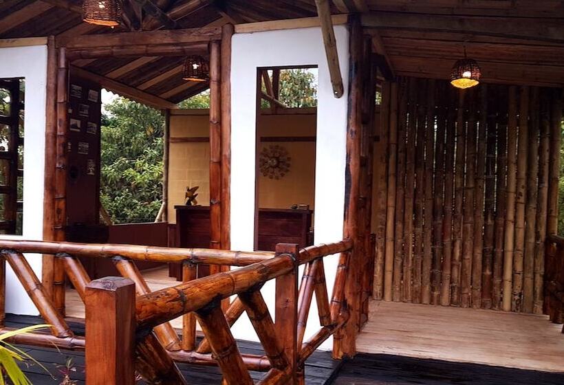 هتل La Penal Amazon Lodge