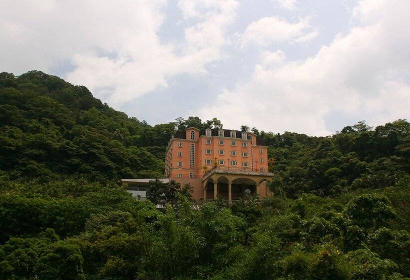 هتل Life Leisure Resort