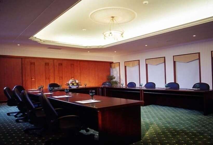 هتل Life Leisure Resort