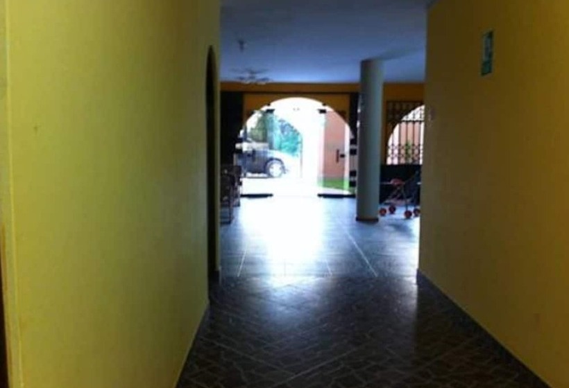 هتل Lodge Viñas Del Sol