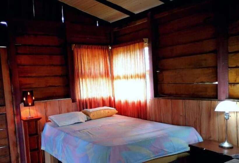 فندق Los Gallitos Eco Lodge