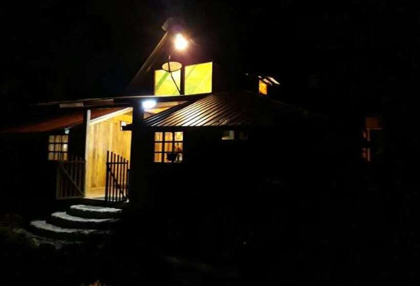 Отель Mindo Loma Bird Lodge