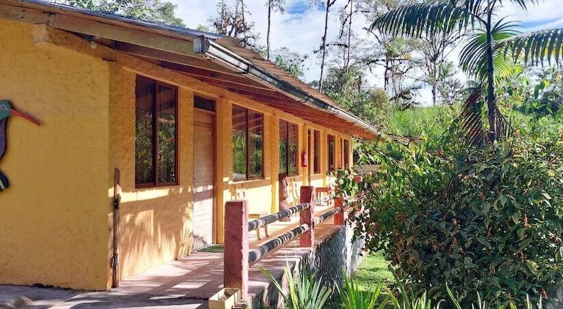 Отель Mindo Loma Bird Lodge