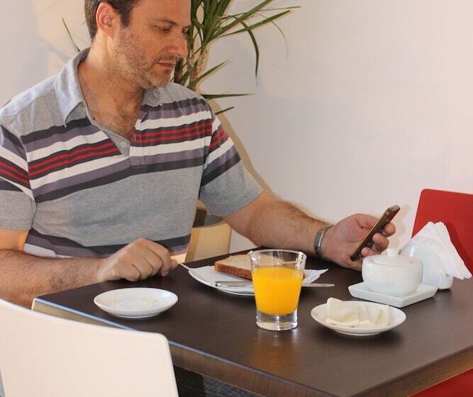 فندق Ovalle Suite