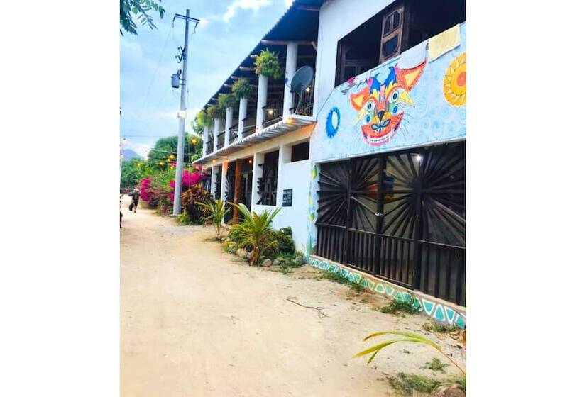 فندق Palomino Hostel By T2l