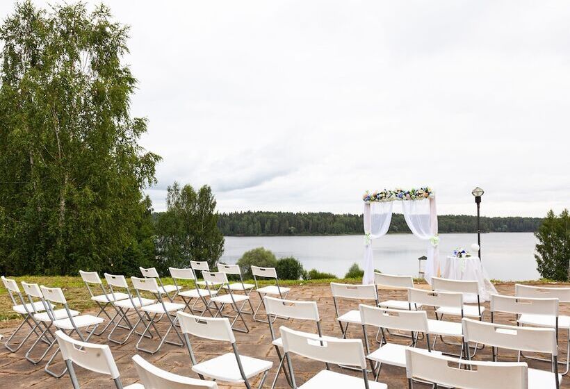 בית מלון כפרי Pansionat Parus