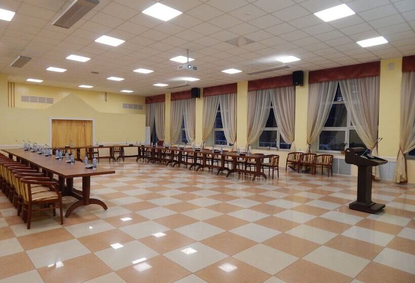 בית מלון כפרי Pansionat Parus