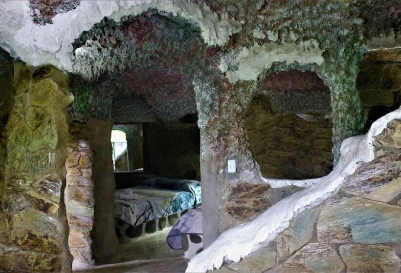 Отель Parque Cuambi