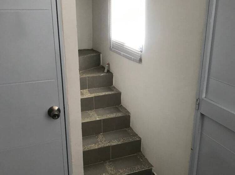 هتل Posada La Casa De Majo