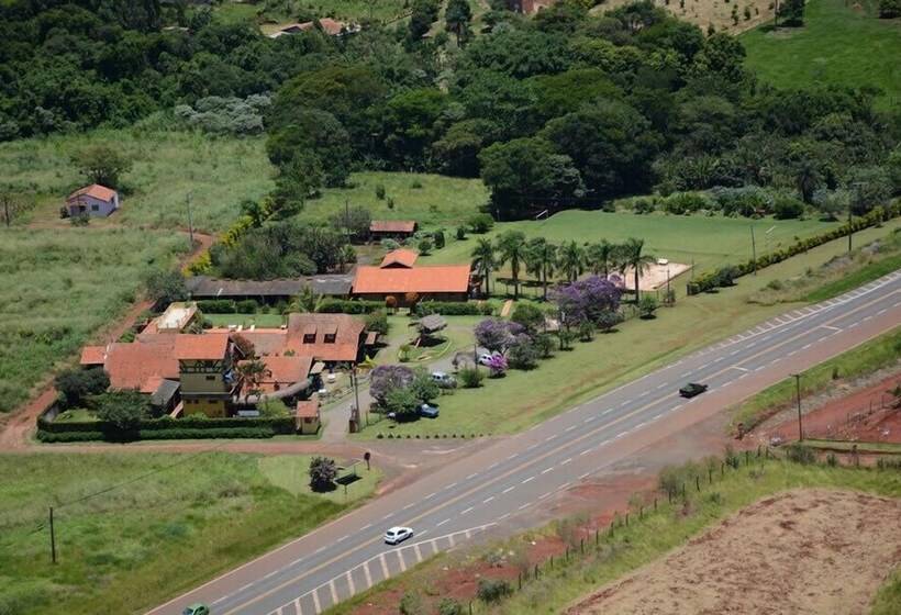 ホテル Pousada Europa