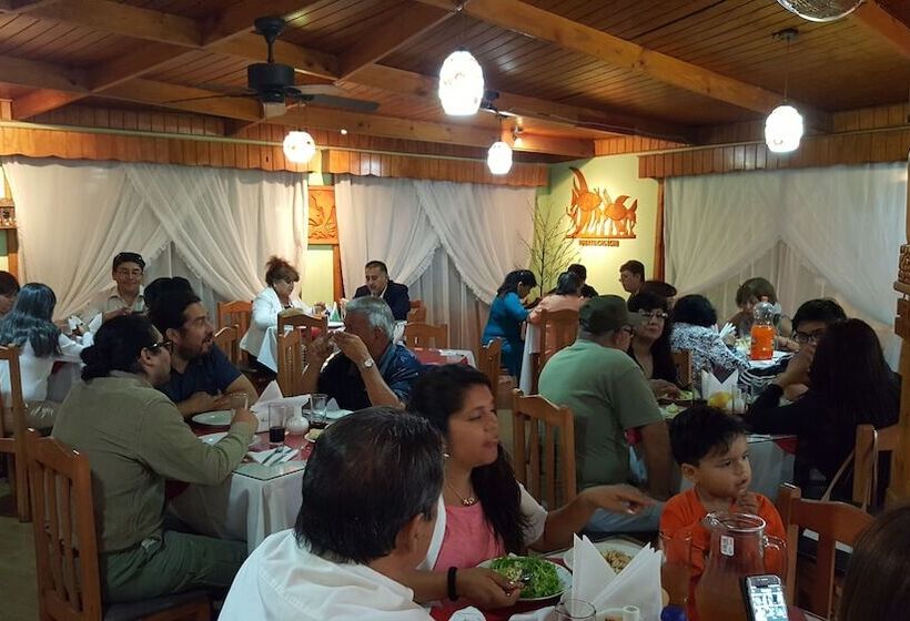 ホテル Puerto Caliche