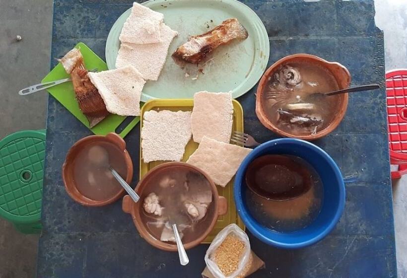 هتل Refugio Turistico Maiku