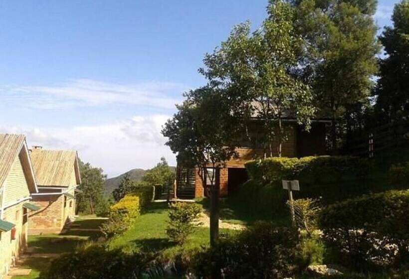 هتل Rihuja Safari Lodge