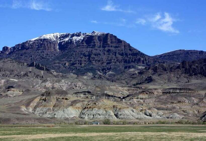 בית מלון כפרי Rand Creek Ranch
