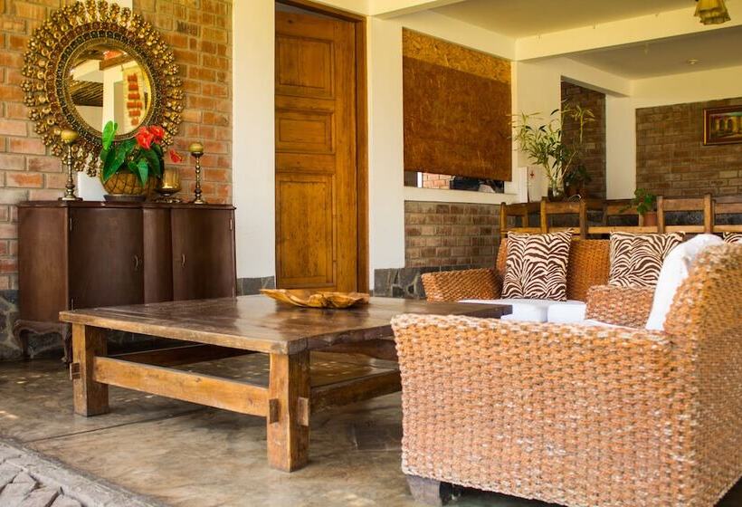 هتل Tambo Del Sol Posada