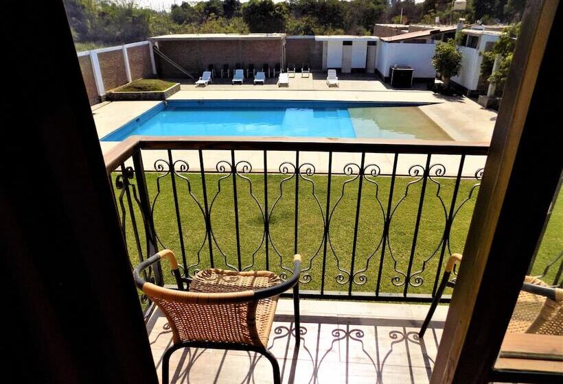 هتل Tambo Del Sol Posada