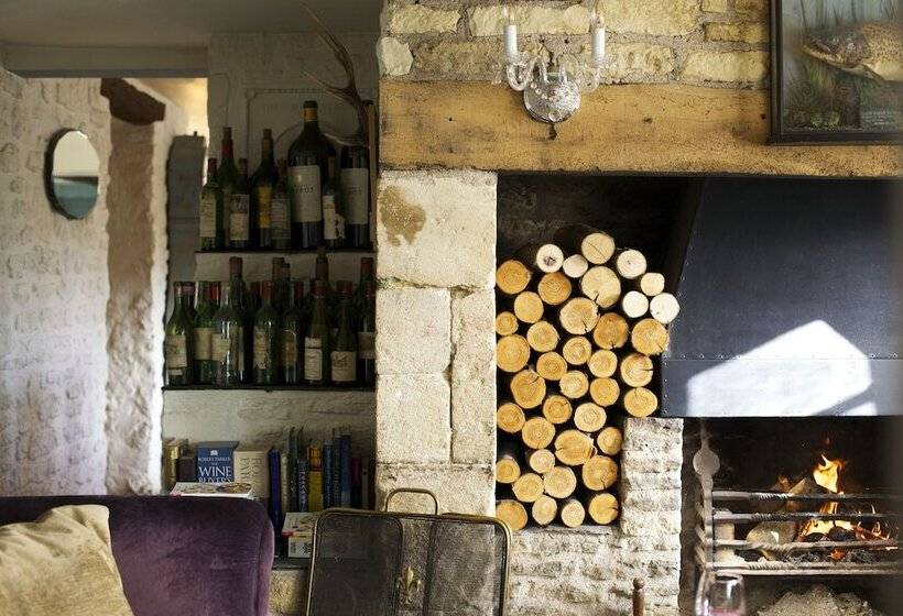 酒店 Valley Camping At The Wheatsheaf