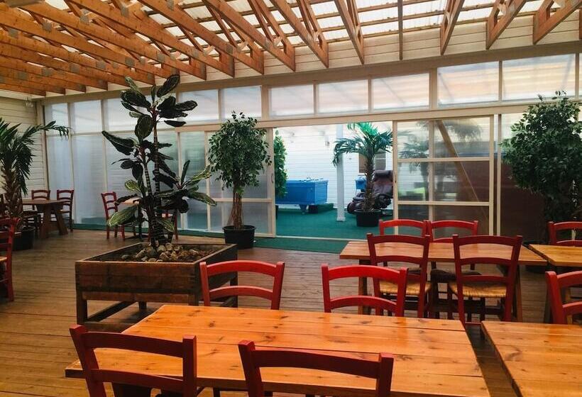 호텔 Vikedal Relax Center