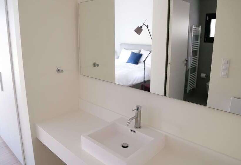 בית מלון כפרי Voula Lofts