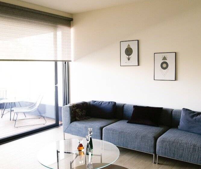 בית מלון כפרי Voula Lofts