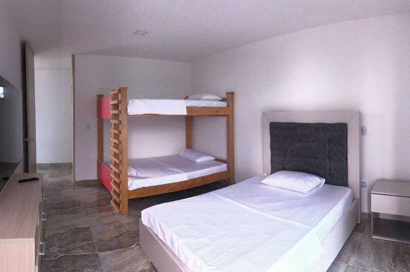 هتل Waja San Alejo