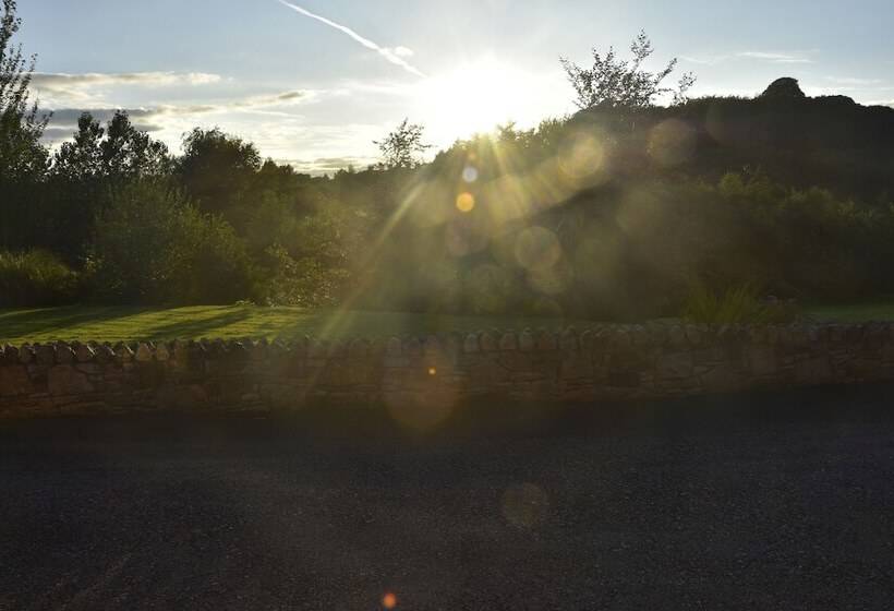 فندق White Hill Country House