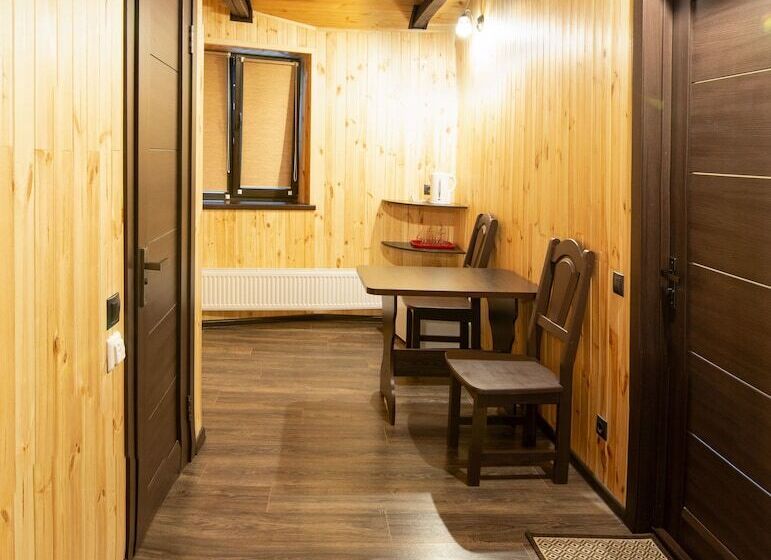 فندق على الطريق Sabi