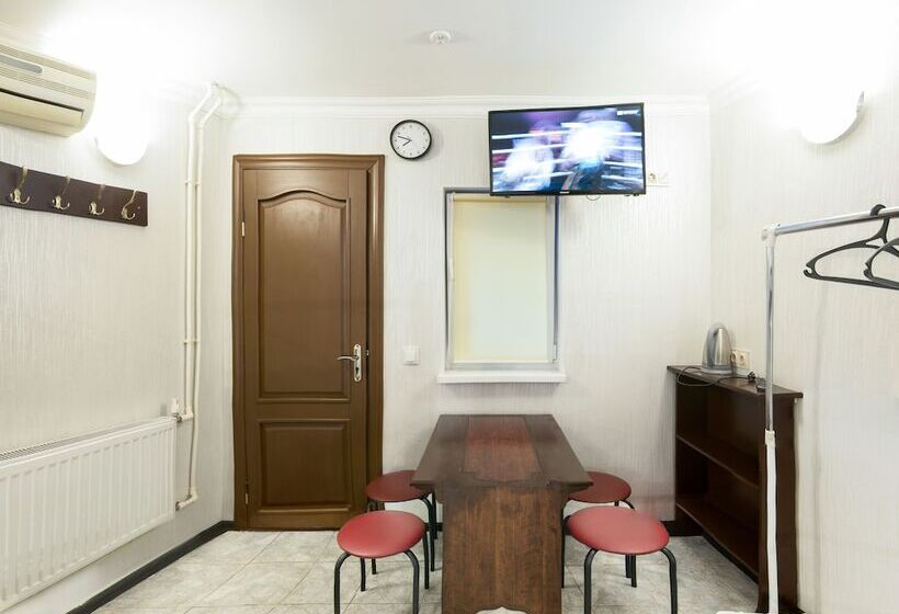 فندق على الطريق Sabi