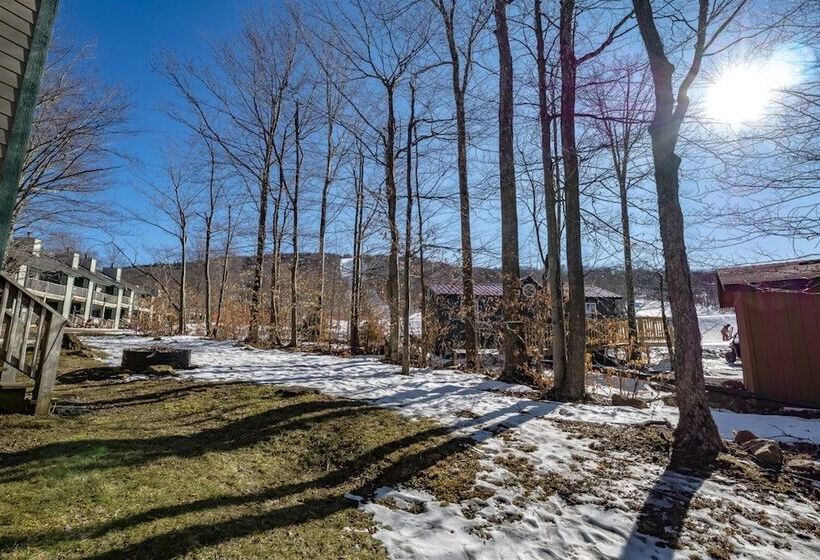 Northwoods A4 Huckleberry Hideaway