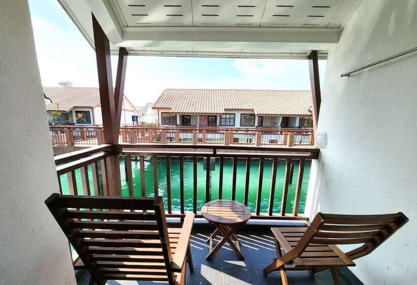 پانسیون Alpine Lxpd Water Chalet