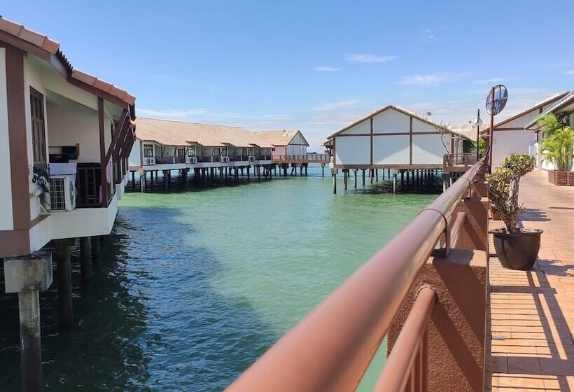 Пансион Alpine Lxpd Water Chalet