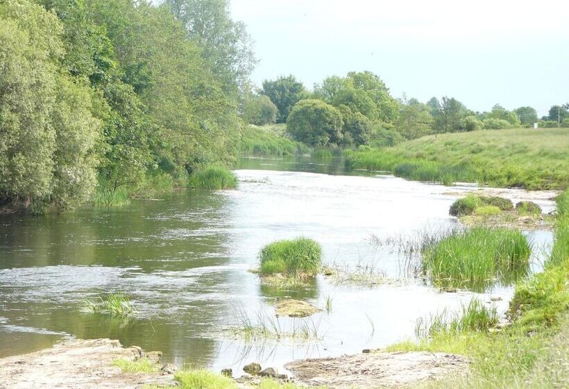 פנסיון Boyne View House