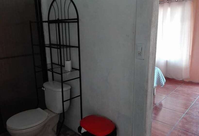 بنسيون Brisas Del Tenorio